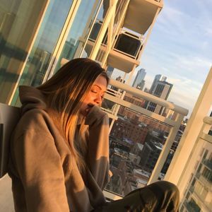 Meet your Posher, Natalie